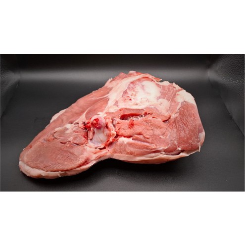 Oberkeule mit Knochen (1,79€/100g)